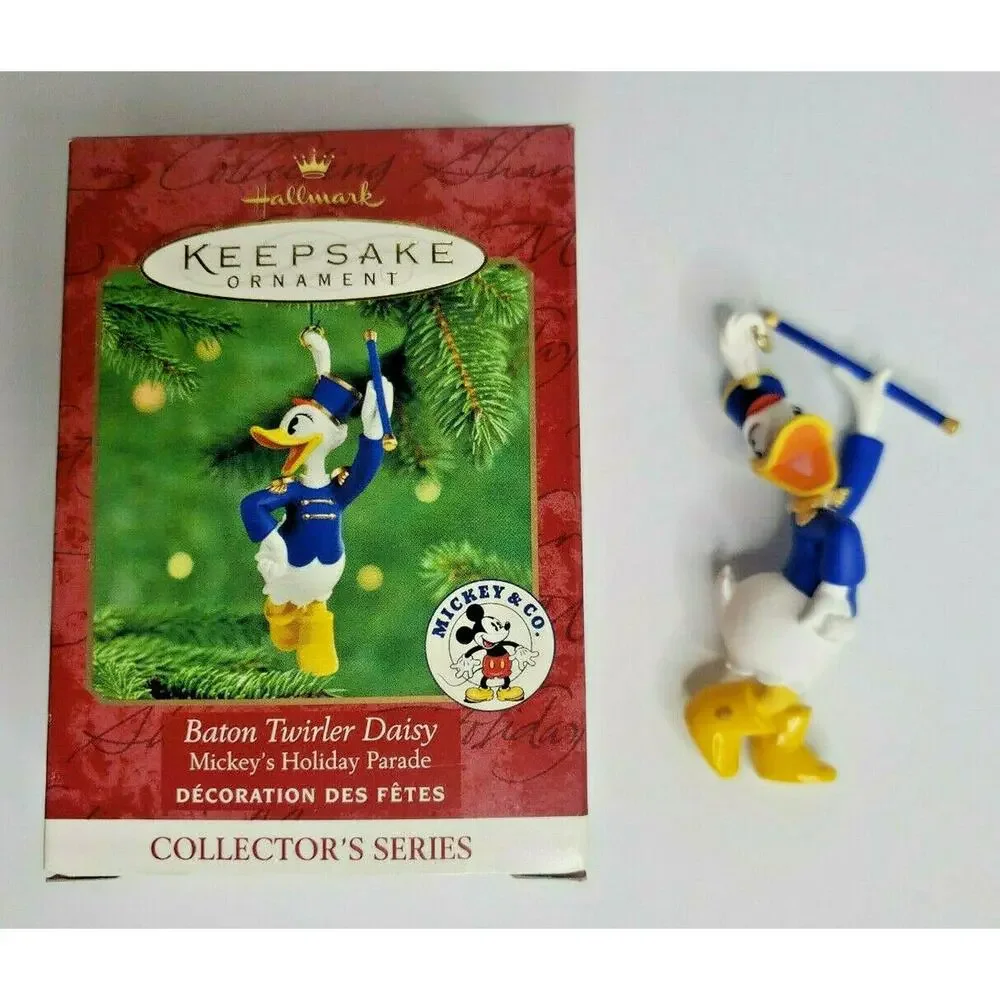 2000 Hallmark Disney Baton Twirler Daisy Holiday‎ Parade Ornament U70/4034